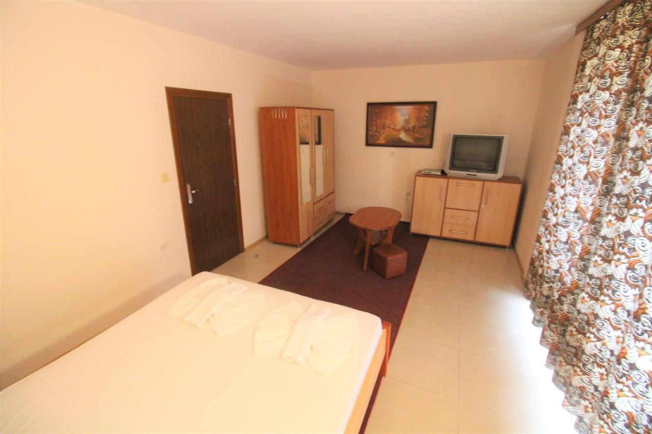 Eden - Menada Apartments Sunny Beach Ngoại thất bức ảnh