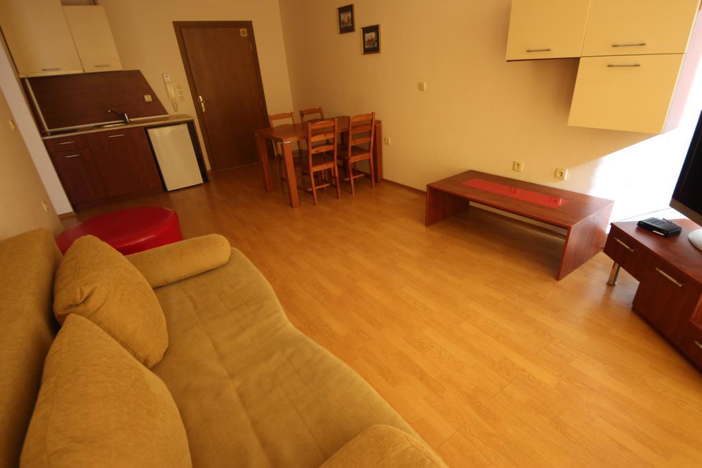 Eden - Menada Apartments Sunny Beach Ngoại thất bức ảnh