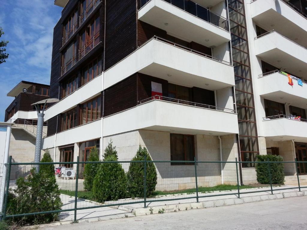 Eden - Menada Apartments Sunny Beach Ngoại thất bức ảnh