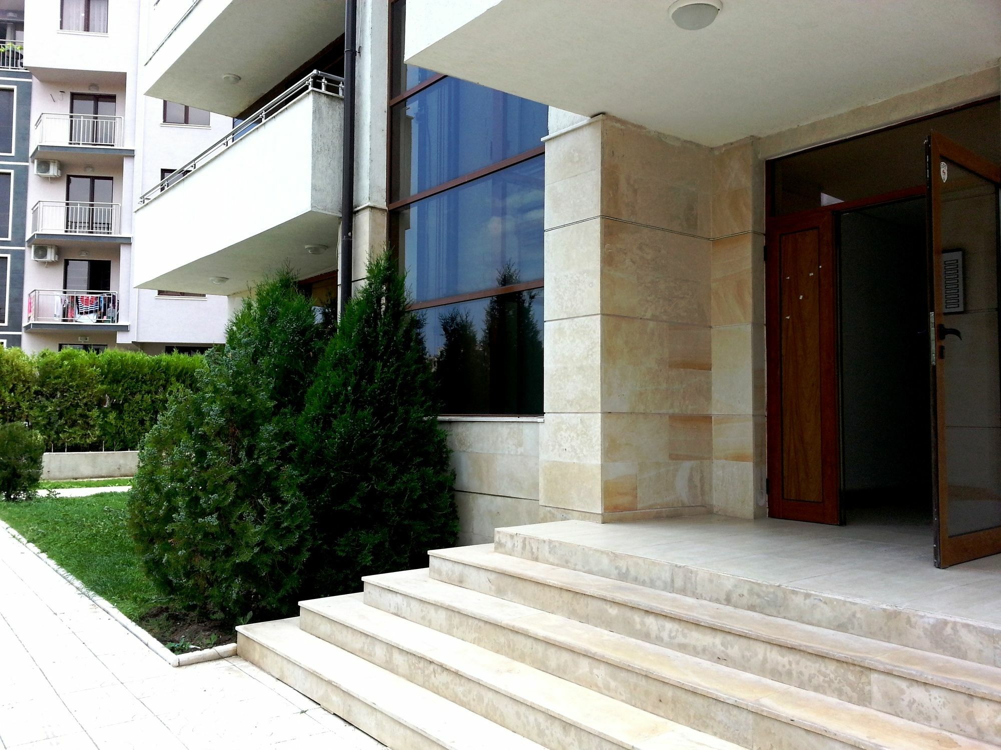 Eden - Menada Apartments Sunny Beach Ngoại thất bức ảnh
