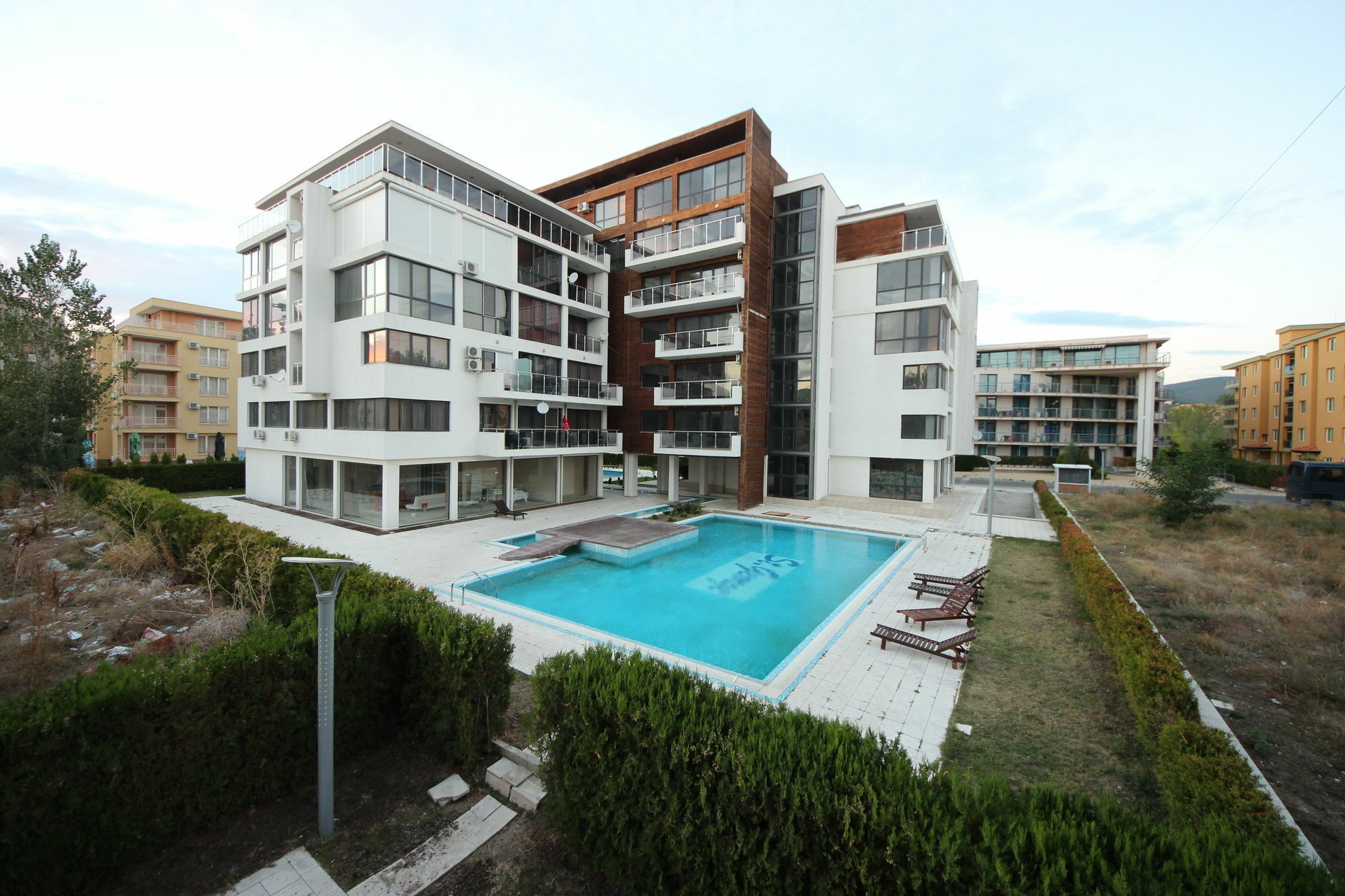 Eden - Menada Apartments Sunny Beach Ngoại thất bức ảnh